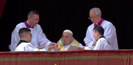 On Easter Sunday, Pope renews calls for Gaza ceasefire, peace elsewhere