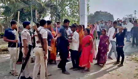 12 injured in clash between villagers and police in Bihar’s Katihar